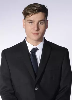Zach Bennett