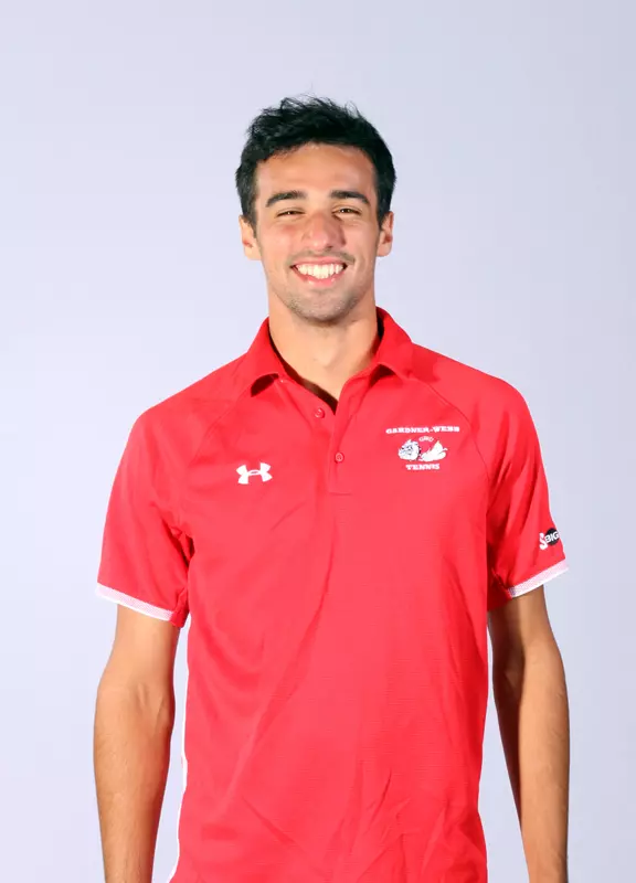 Breno Plentz Headshot