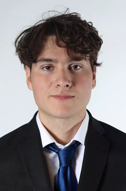 Zach Bennett