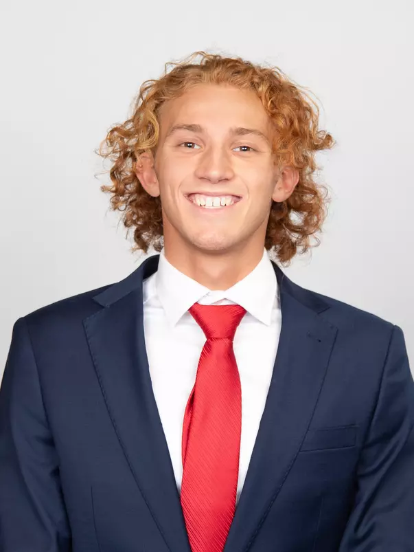 Gardner-Webb Swimming 26-27