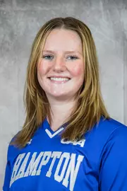 Taryn Bennett Headshot 2024