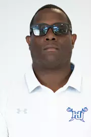 Dwyan Luckey