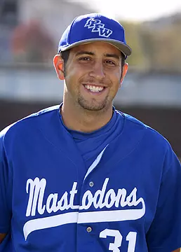 Colton Summer head shot 11