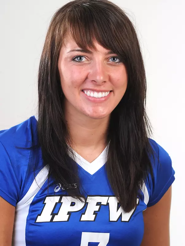 Taryn Parker Headshot 2010