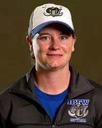 Heather_Schuller_Headshot