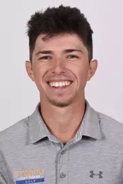 Elzey Headshot 2