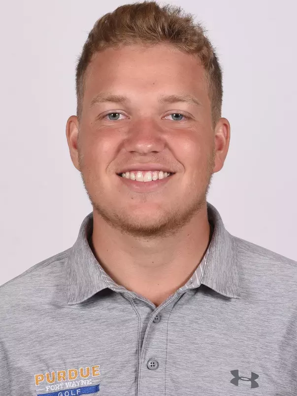 Parker Deakyne Headshot 2