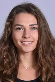 Angelina Sedlaczek Headshot