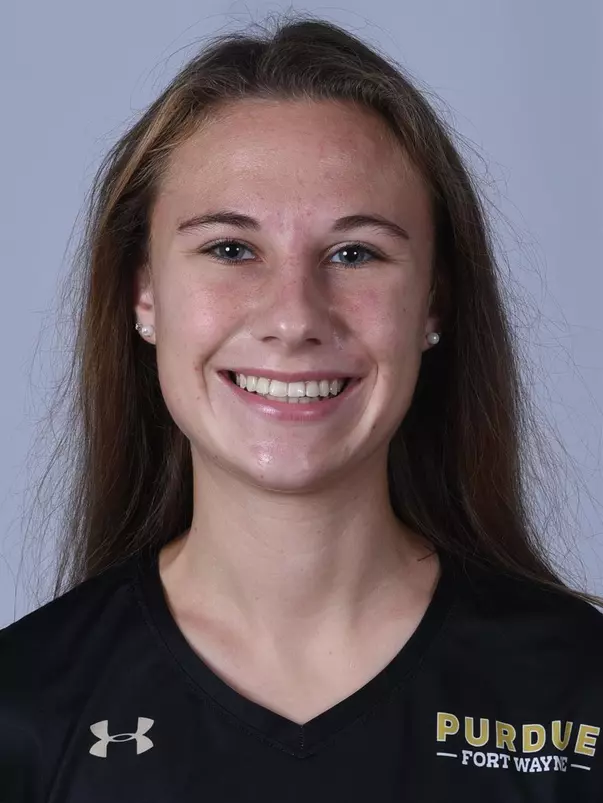 Allison Adams Headshot