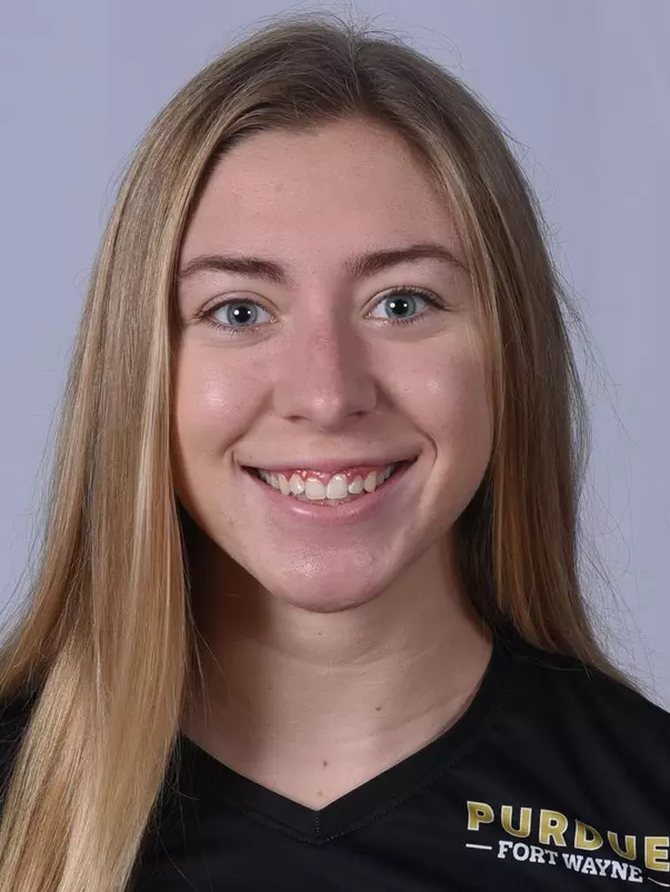 Megan Sinnott headshot