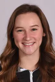 Mackenzie Lanning Headshot 2