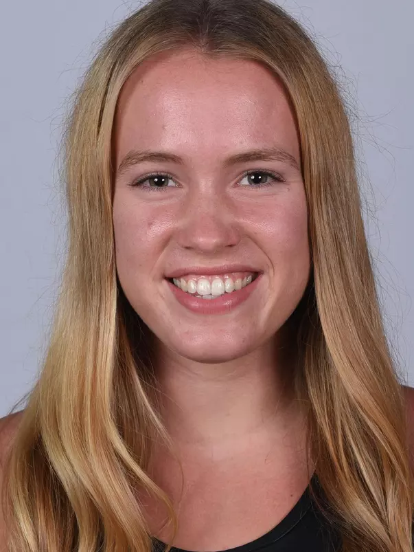 Paige Benecke headshot