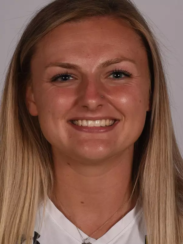 Rylee Vruggink headshot