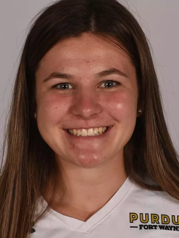 Zoe Greenhalge headshot