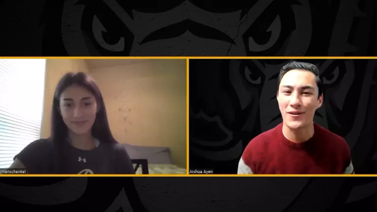 Amellia Bromenschenkel Feature Friday