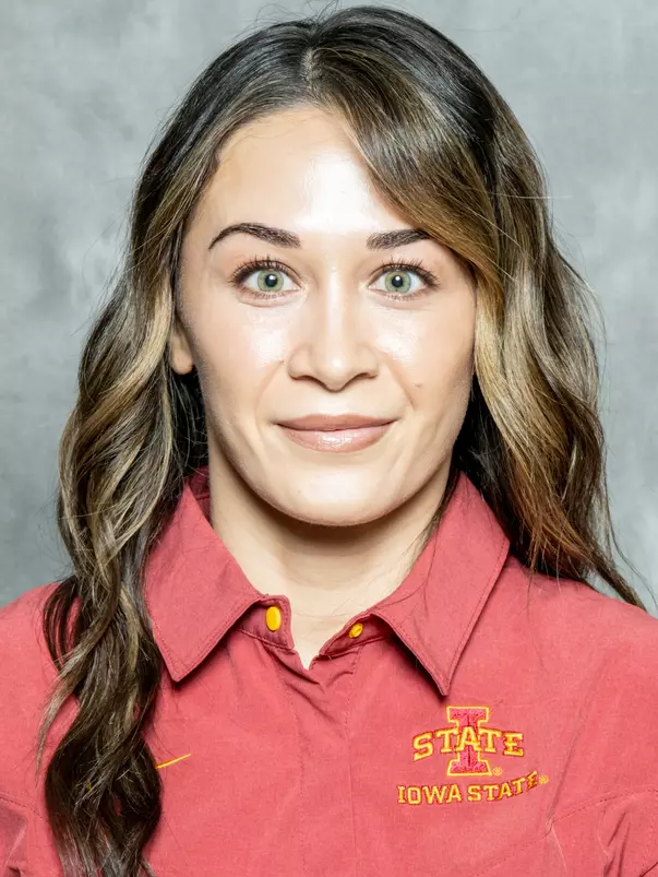 Alli St. John Head Shot