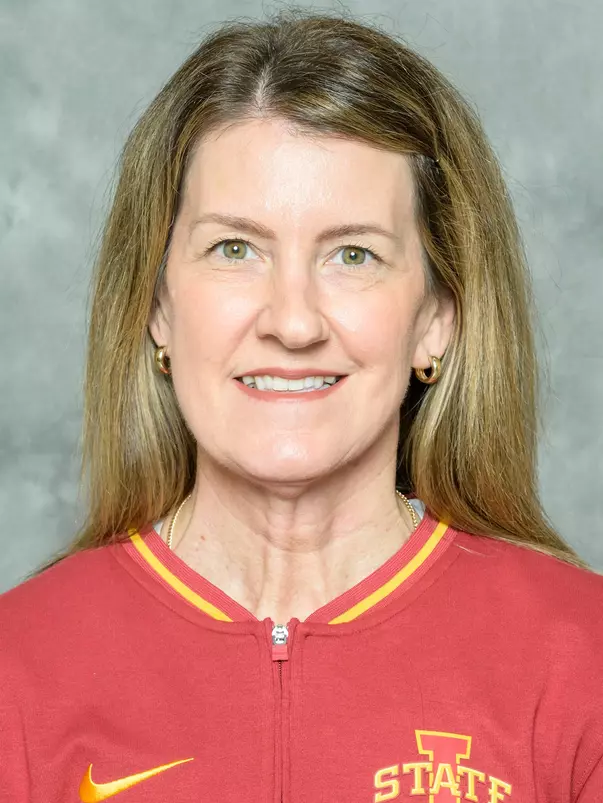 Caroline McCombs Head Shot