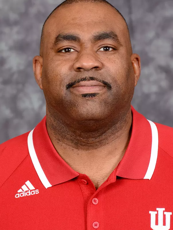 Assistant Coach Larry McDaniel
