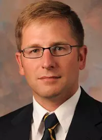 steve perry (headshot from Cornell)