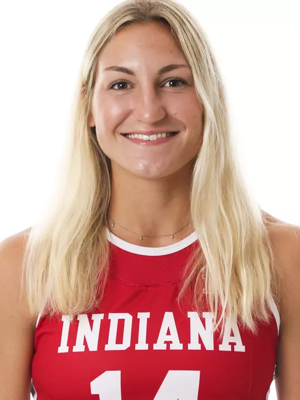 BLOOMINGTON, IN - 2019.09.05 - Field Hockey photo day