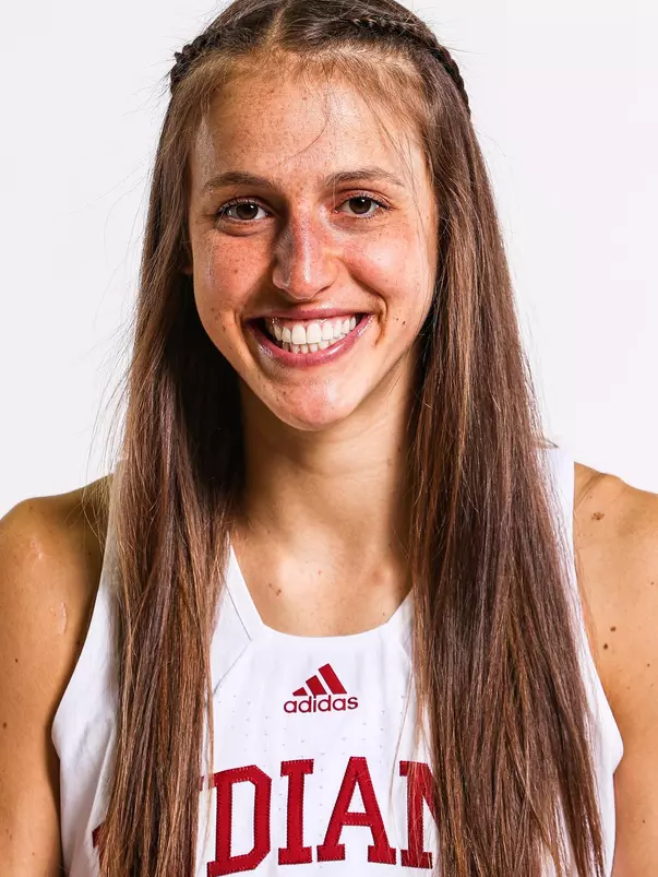 BLOOMINGTON, IN - SEPTEMBER 28, 2021 - guard Ali Patberg #14 of the Indiana Hoosiers during photo day at Simon Skjodt Assembly Hall in Bloomington, IN. Photo By Xavier Daniels/ Indiana Athletics