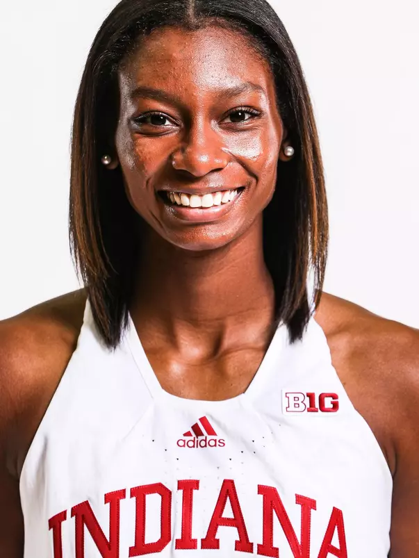 BLOOMINGTON, IN - SEPTEMBER 28, 2021 - guard Chloe Moore-McNeil #22 of the Indiana Hoosiers during photo day at Simon Skjodt Assembly Hall in Bloomington, IN. Photo By Xavier Daniels/ Indiana Athletics