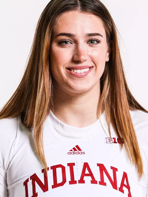 BLOOMINGTON, IN - SEPTEMBER 28, 2021 - center Arielle Wisne #25 of the Indiana Hoosiers during photo day at Simon Skjodt Assembly Hall in Bloomington, IN. Photo By Xavier Daniels/ Indiana Athletics