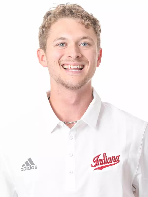 BLOOMINGTON, IN - November 9, 2022 - Carson Haskins of the Indiana Hoosiers of the Indiana Hoosiers during the Indiana Menâ??s Tennis Photo Day at Simon Skjodt Assembly Hall in Bloomington, IN. Photo By Gretta Cohoon/Indiana Athletics