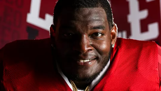 Bedford Embraces ‘Giant Offensive Line Responsibility’