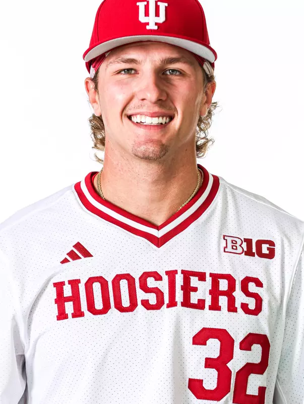 BLOOMINGTON, IN - NOVEMBER 13, 2023 - infielder/outfielder Josh Pyne #32 of the Indiana Hoosiers during Photo Day in Bloomington, IN.