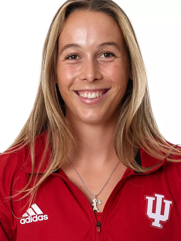 BLOOMINGTON, IN - October 25, 2023 - Niamh Monk of the Indiana Hoosiers during the Rowing Photo Day in Bloomington, IN. Photo By