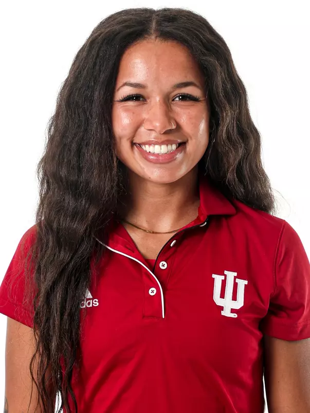 Morgan Snow | Headshot