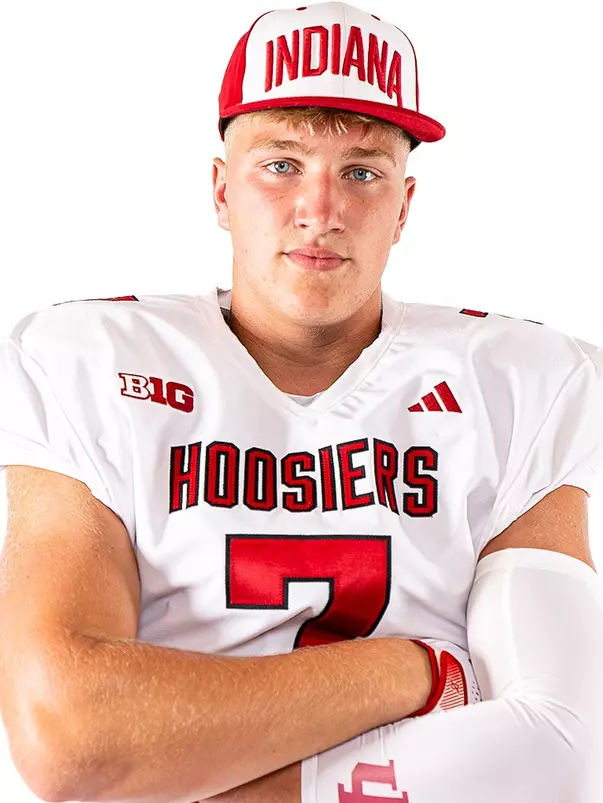 Andrew Barker | Headshot