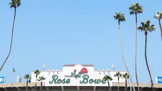 FOOTBALL GAMEDAY: The Rose Bowl Game (College Football Playoff Quarterfinal)