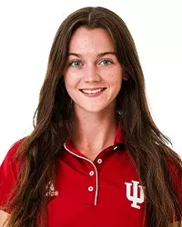 Lily Myers Headshot