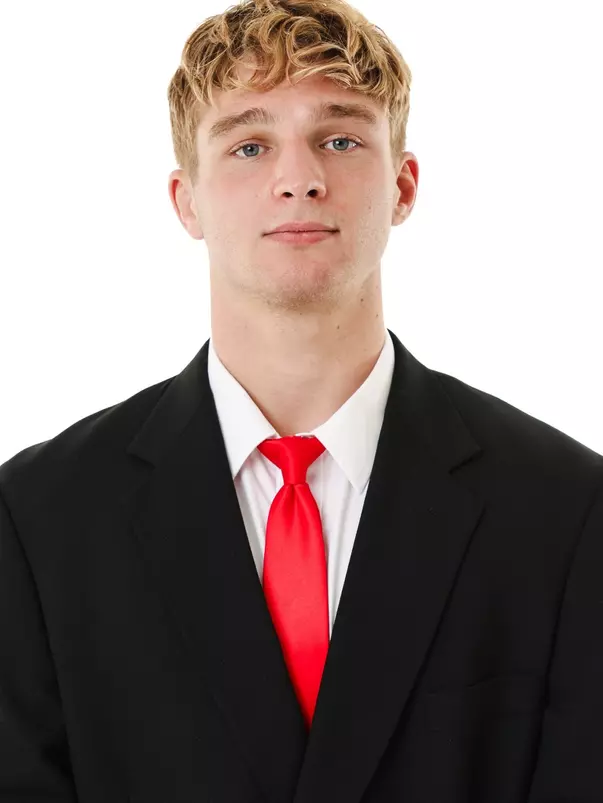 Gabe Sollars | Headshot