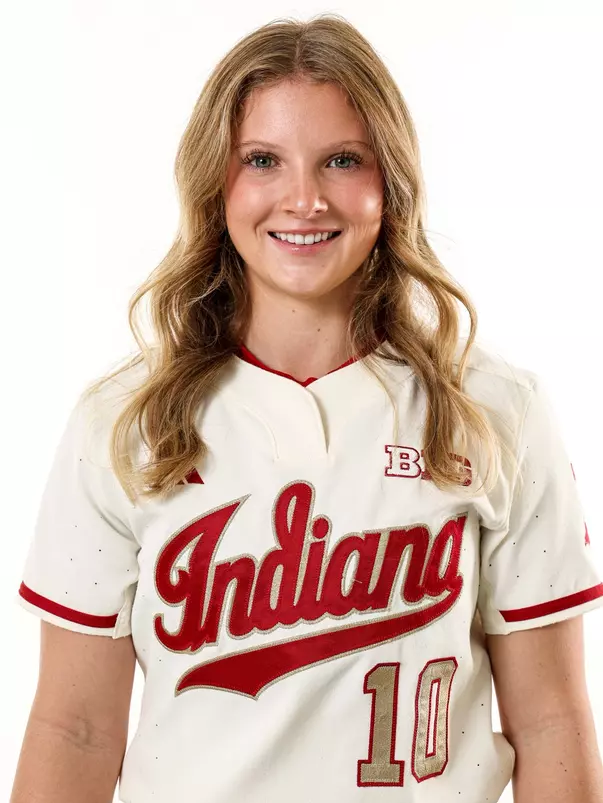 Allison Gavin | Head Shot