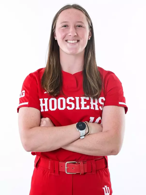 Ellie Goins | Headshot