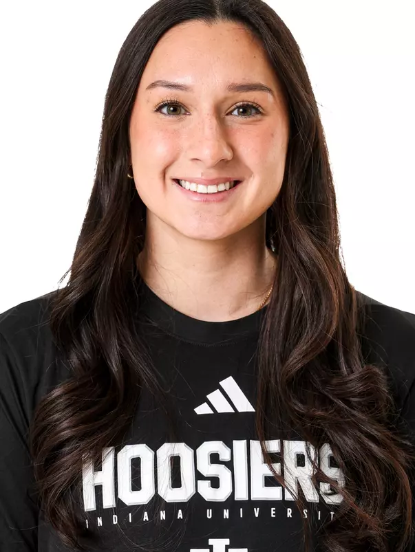 BLOOMINGTON, IN - January 13, 2026 - attacker Gwyneth Le #18 of the Indiana Hoosiers during water polo media day at Simon Skjodt Assembly Hall in Bloomington, Indiana. Photo by Spencer Meyer/Indiana Athletics