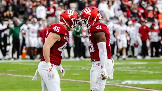 NOTEBOOK: Hardy, Jones Pace Another Promising Linebacker Group