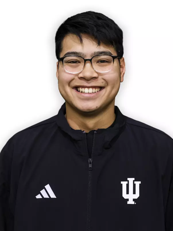 Curtis Leung | Headshot