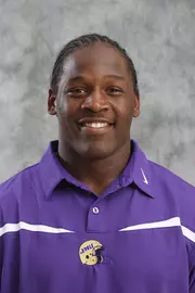 08 Arthur Moats.jpg