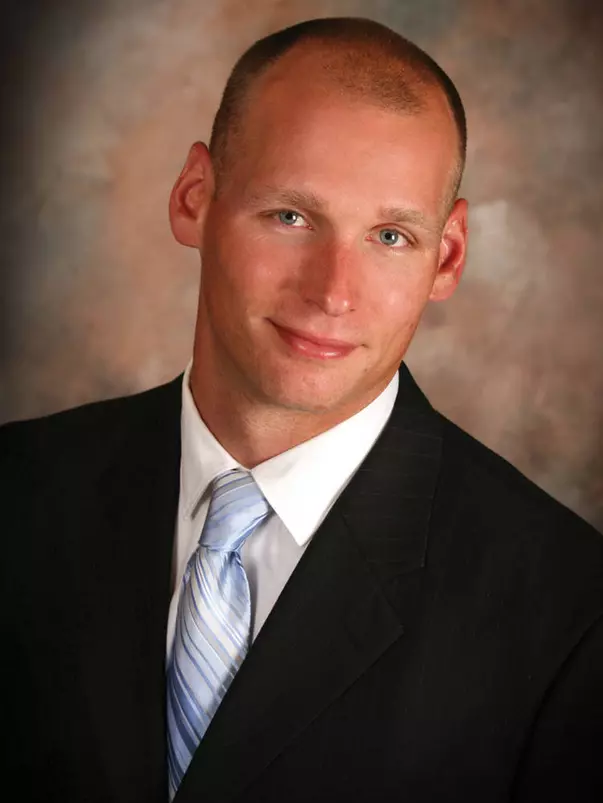 Mark Hendricks Head Shot