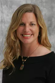 Shelley Klaes