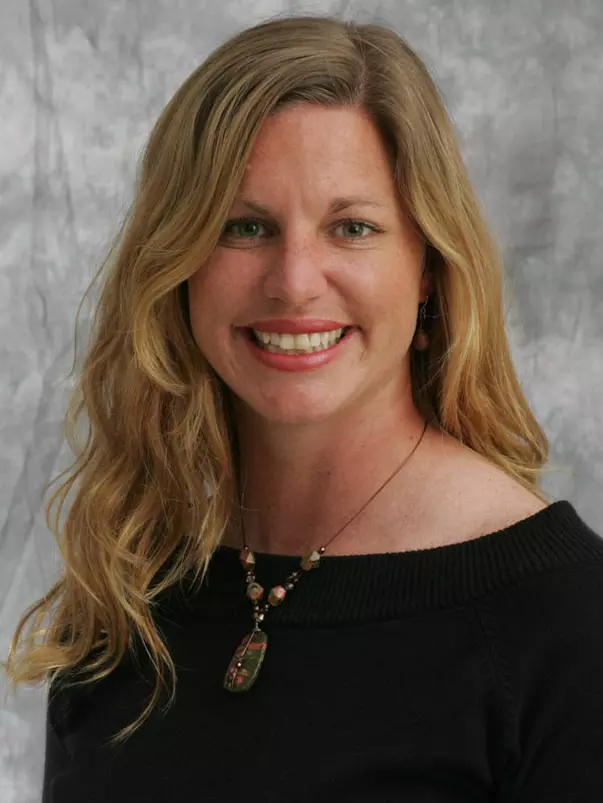Shelley Klaes-Bawcombe