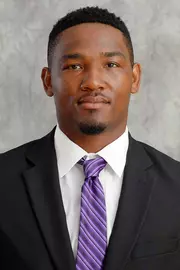 Vad Lee 15-16 Headshot