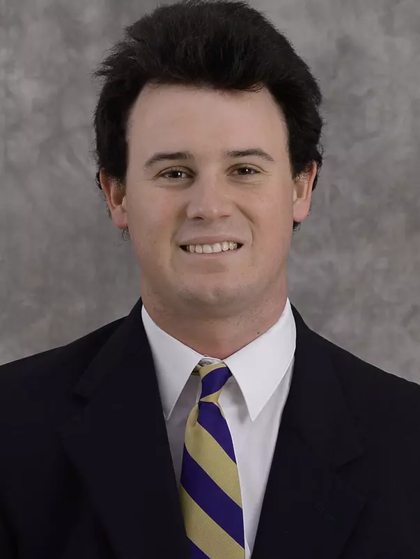 Logan Quimuyog Headshot