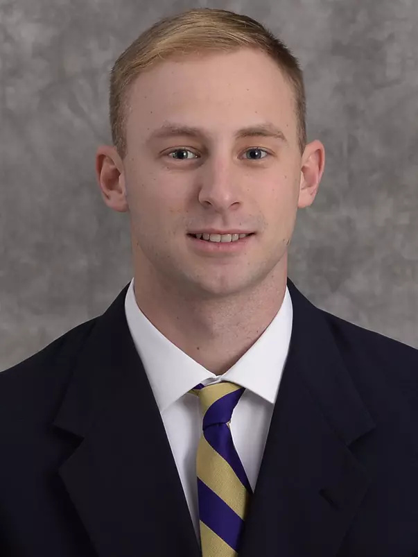 Tanner Dofflemyer Headshot