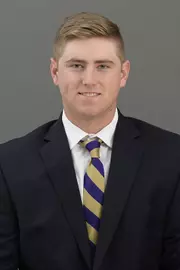Goggin Headshot 18