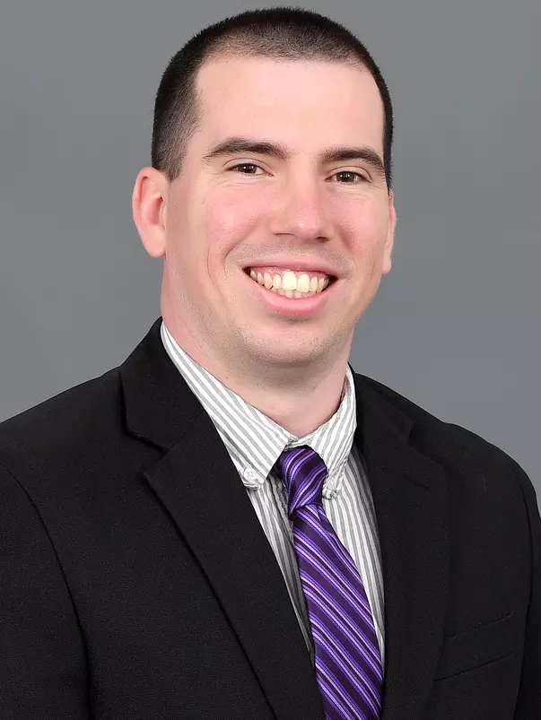 Michael Lago headshot